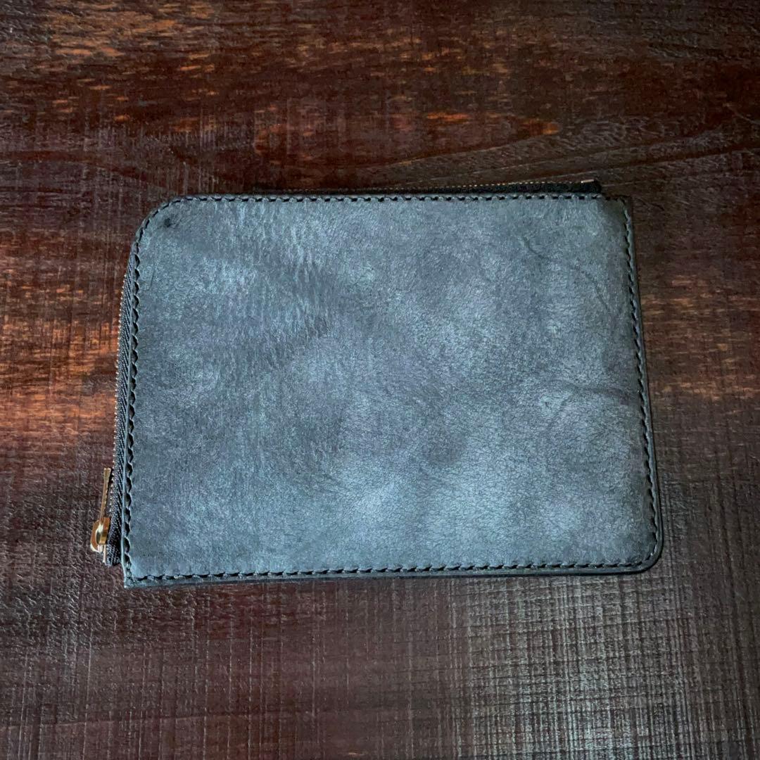 《L字ファスナー型》レザーパスポートケース（ブラック）