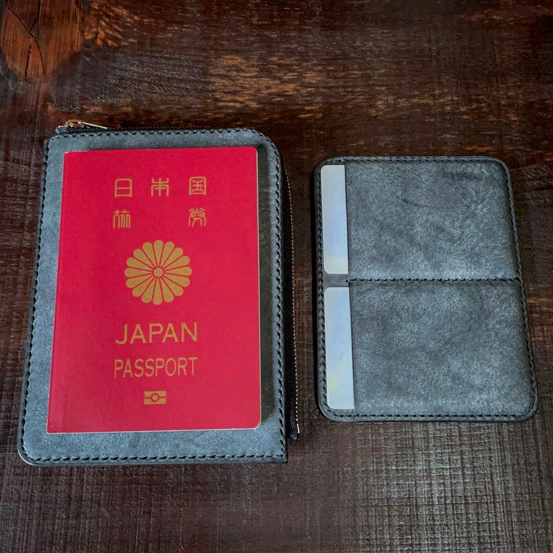 《L字ファスナー型》レザーパスポートケース（ブラック）