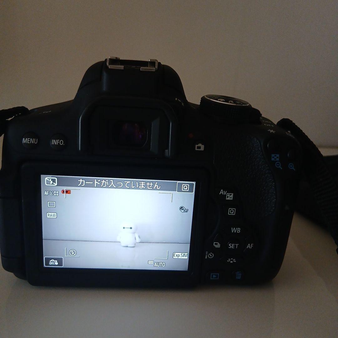 Canon EOS Kiss X8i デジタル一眼レフ