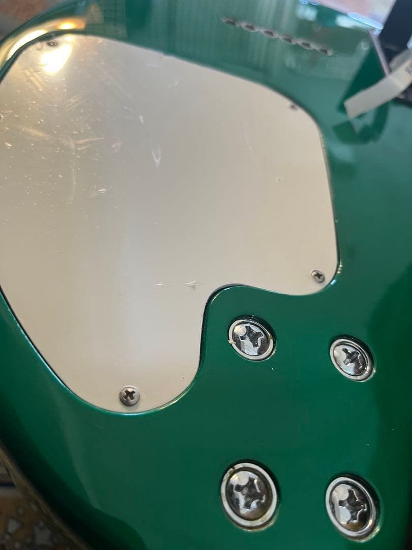 状態良しFernandes zo-3 グリーン エレキギター 内蔵スピーカー付き