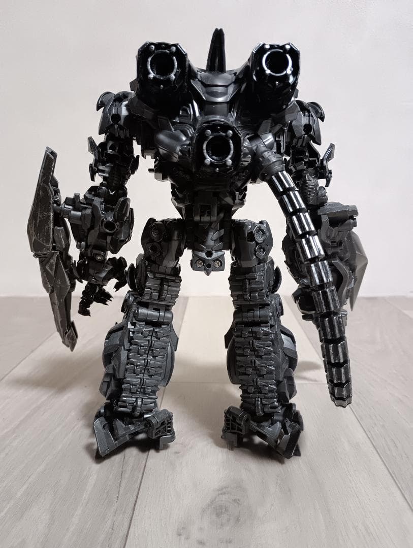 【Nozomi 700S】非正規　トランスフォーマー　ショックウェーブ