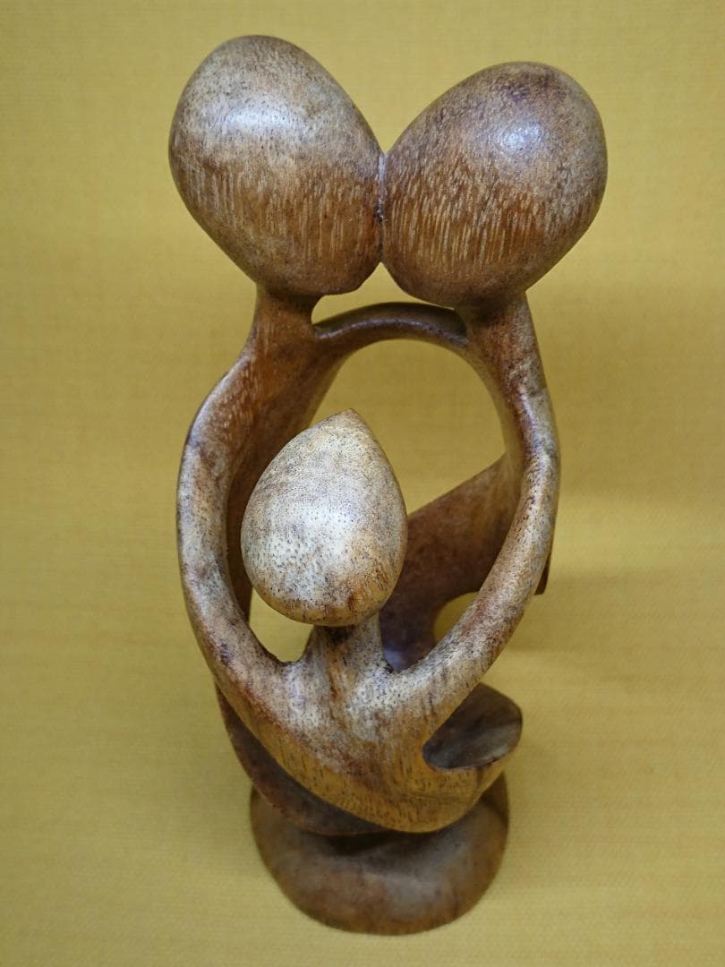 人形　木彫　アート　彫刻　オブジェ　置物　インテリア　工芸品　美術品　A1171