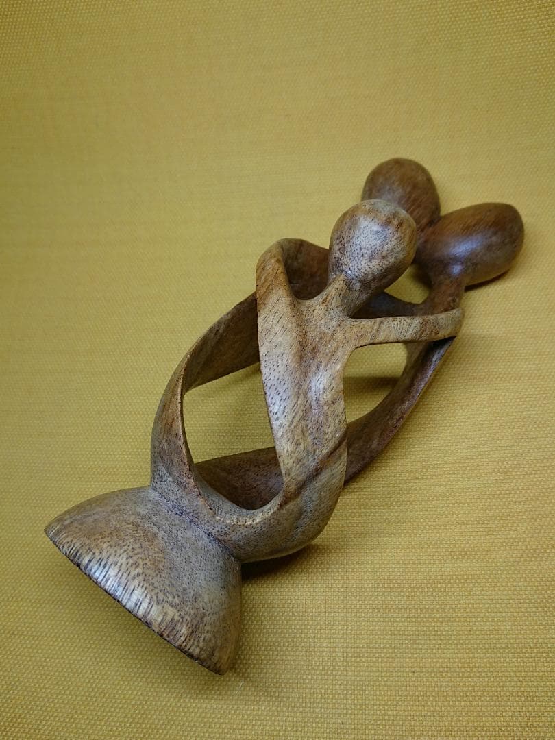 人形　木彫　アート　彫刻　オブジェ　置物　インテリア　工芸品　美術品　A1171