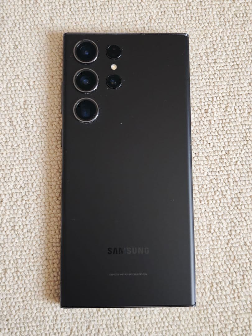 Samsung Galaxy S23 Ultra 韓国版本体　SIMフリー