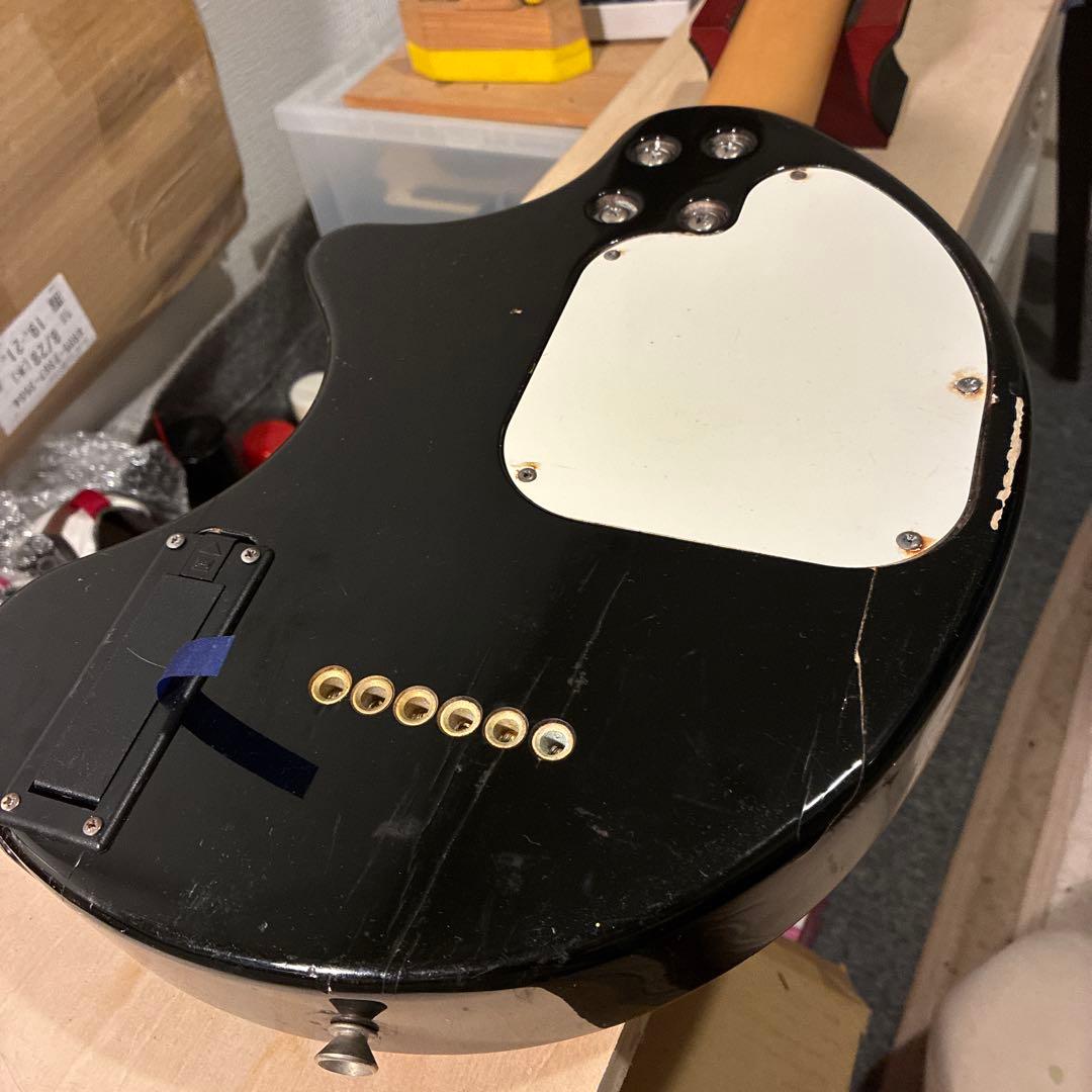 コ*グ様 Fernandes zo-3 黒