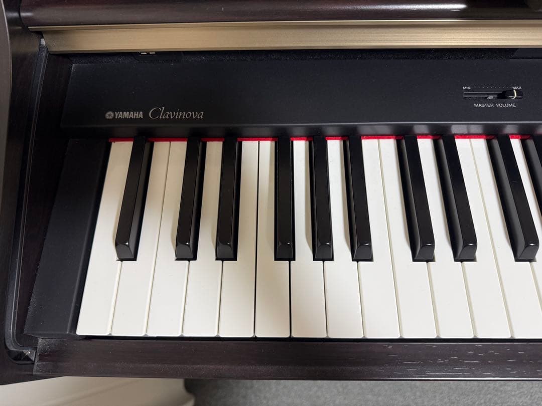 ヤマハ　clavinovaピアノ　CLP-330