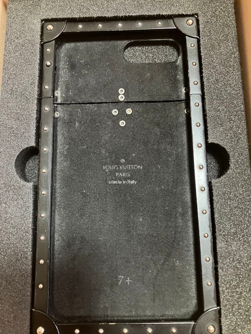 ルイ・ヴィトン iPhoneケース アイトランク7＋