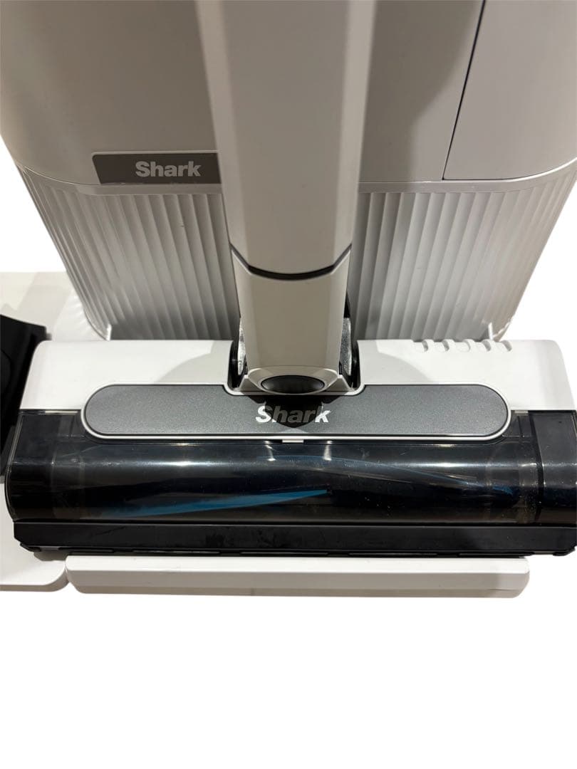 【美品】2025年6月購入品shark ハンディークリーナー CS150JAE