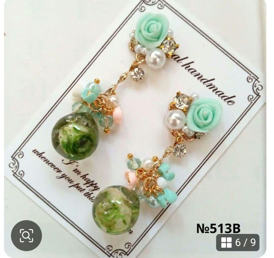 ♡ハンドメイド♡ビジューピアスイヤリング№577金木犀