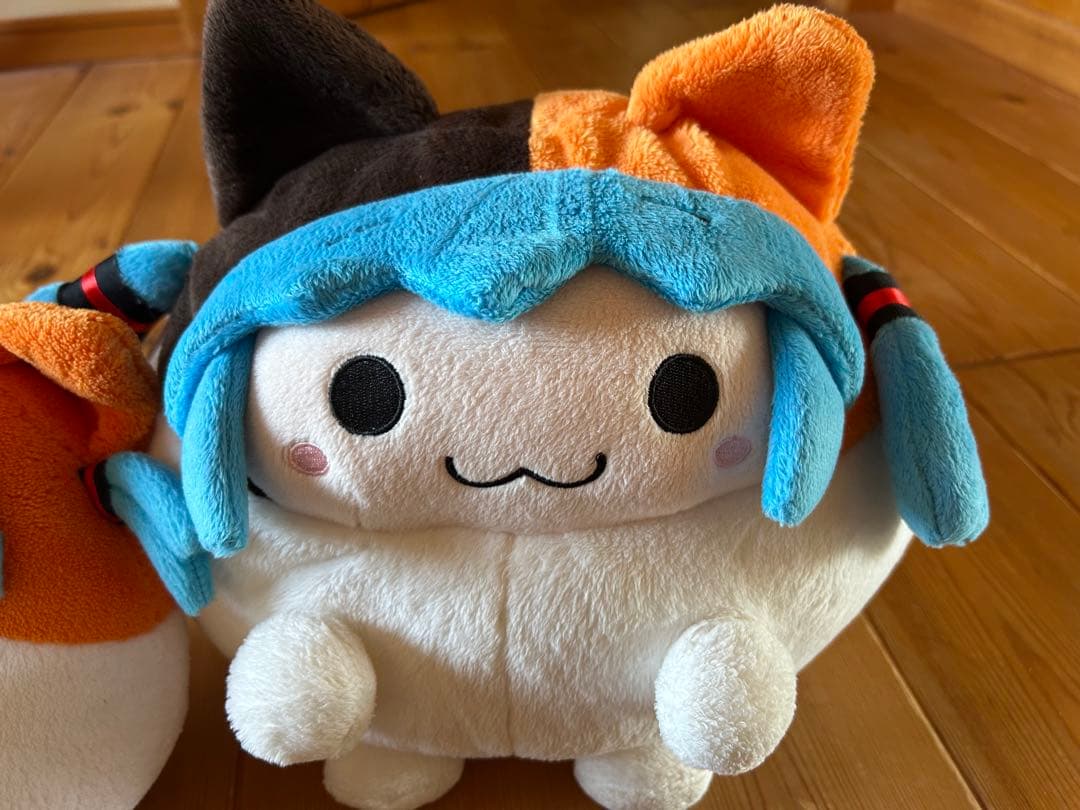 初音ミク　まるくなる　ぬいぐるみ大小2体セット