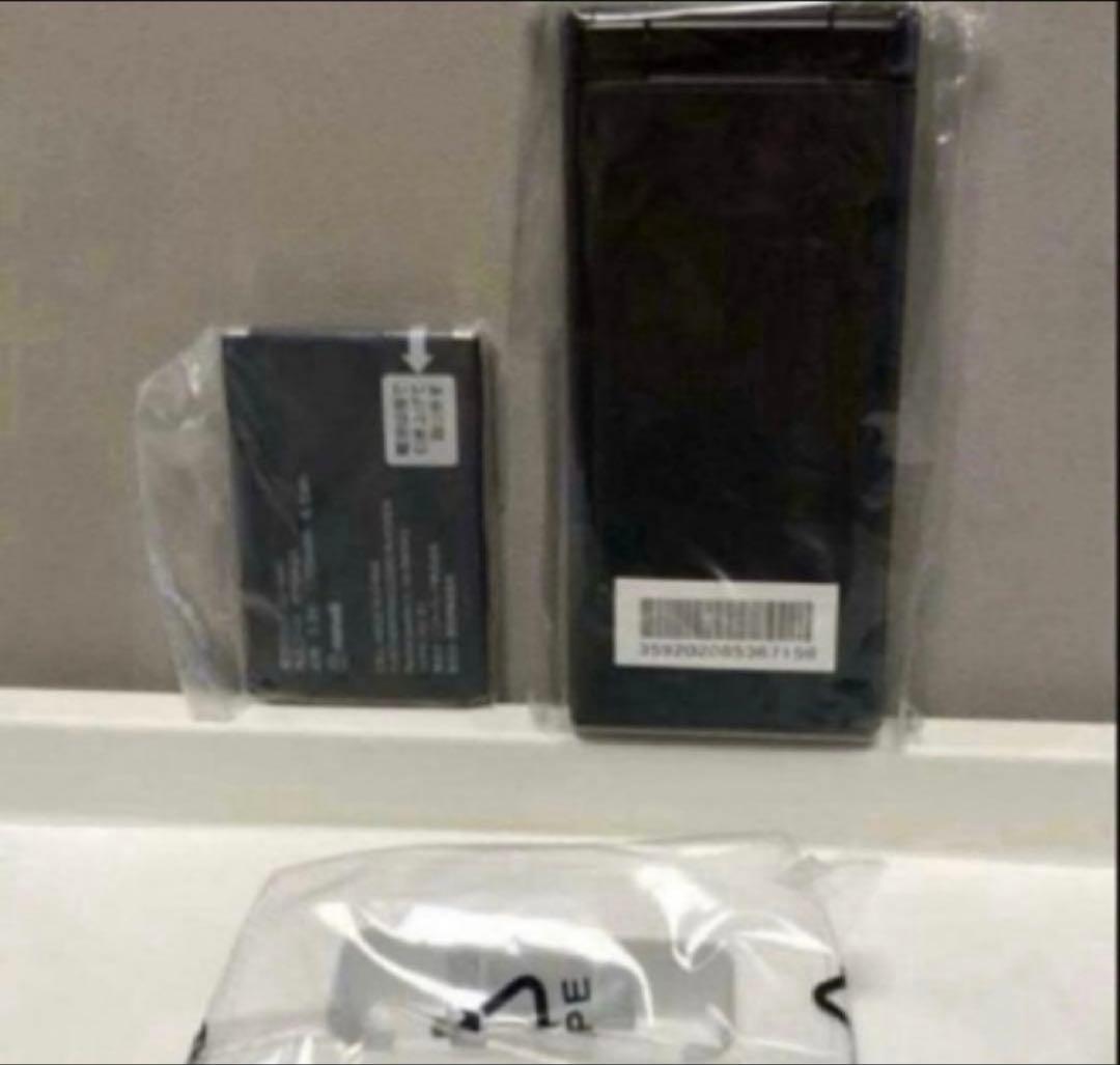 新品 未使用品 SIMフリー DIGNO ケータイ2 701KC 京セラ 4G⭐️