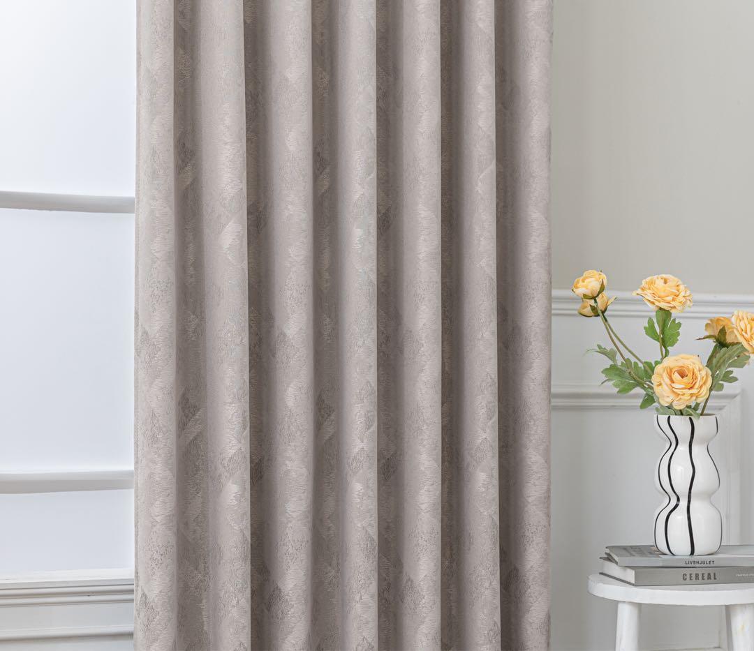 【ホテルライク／2枚セット】菱格デザイン高級カーテン遮光99％極上なめらか質感