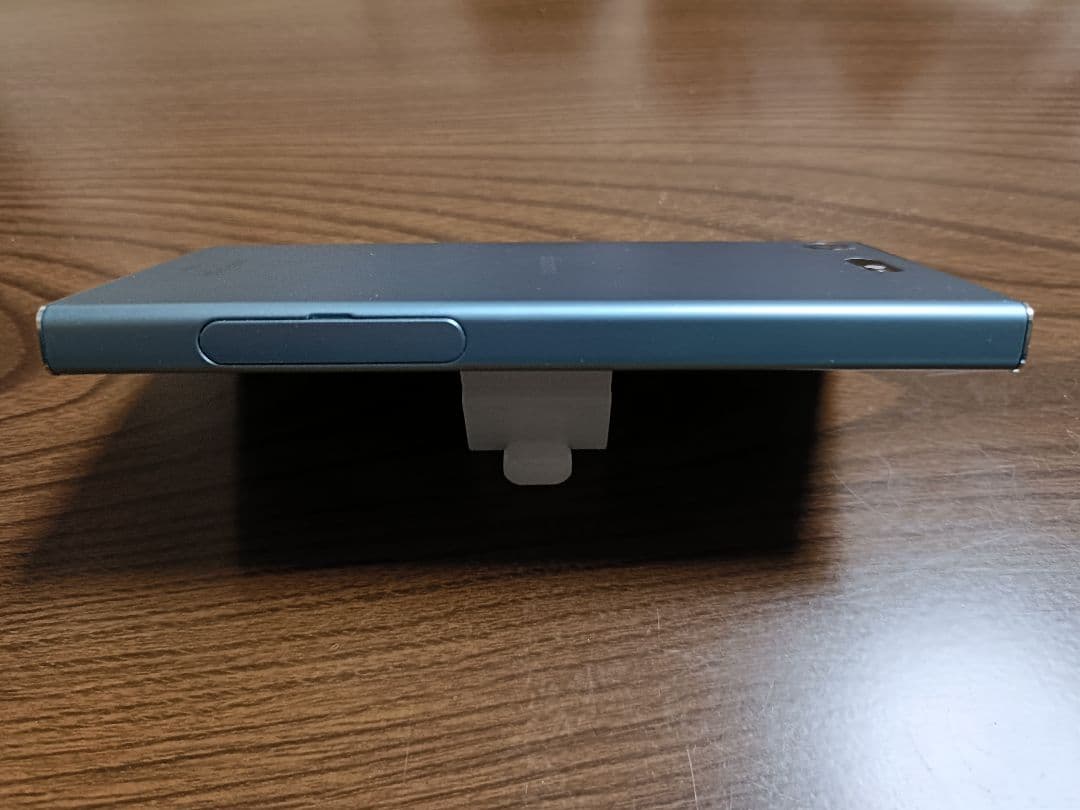 SONY Xperia XZ1 Compact SO-02K 本体