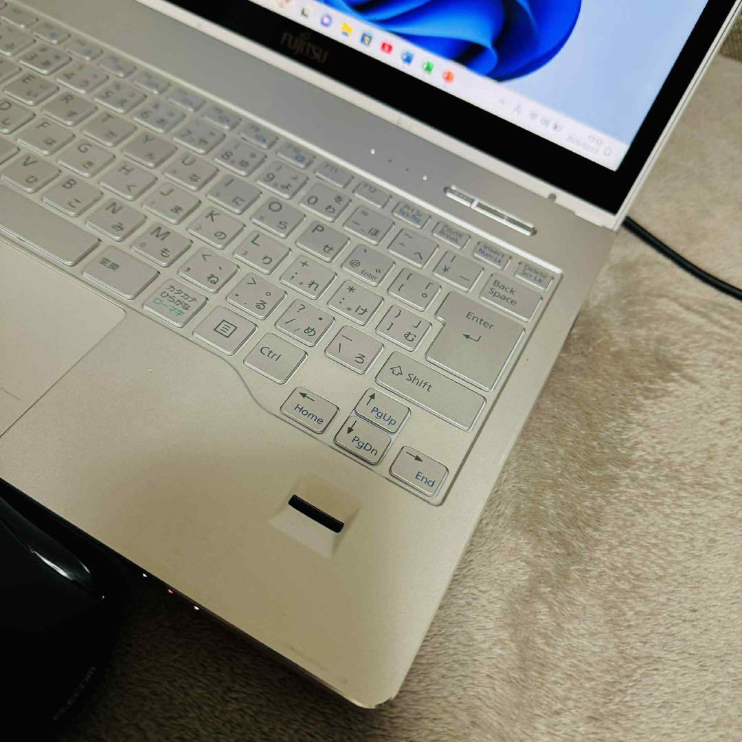 S270 富士通ノートパソコンi5高速SSDサクサクWindows11オフィス付