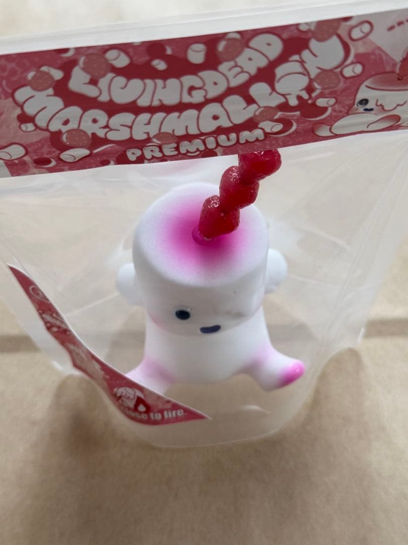 リビングデッドマシュマロ　いちご飴ver