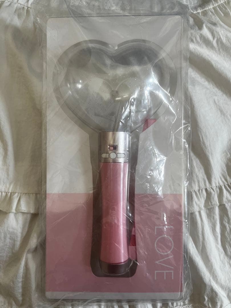 ＝LOVE イコラブ　ハート型ペンライト