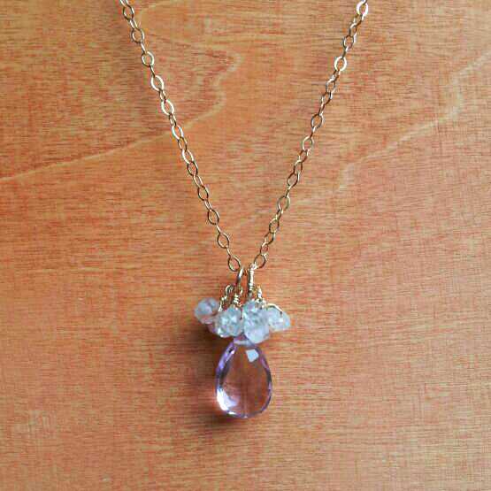 14kgf ピンクアメジストとレインボームーンストーンのチャーム