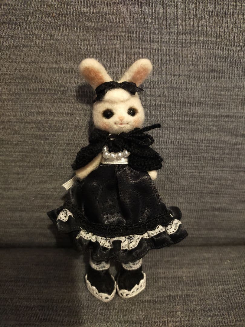 羊毛フェルト　うさぎドール②