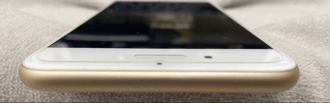 『美品』　SIM解除済　Apple iPhone 7 Plus ゴールド 本体