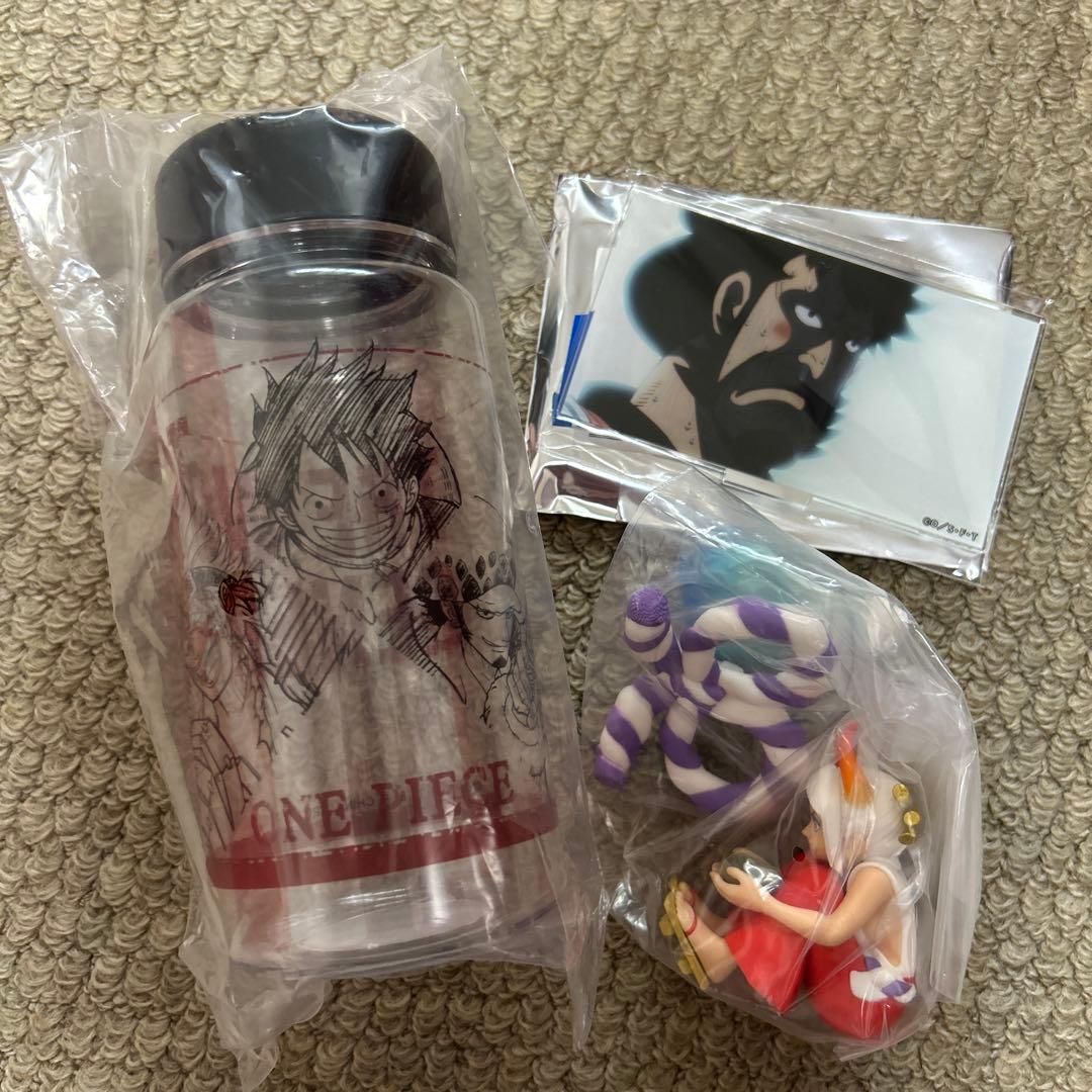 ③ワンピース　Hello, ONE PIECE コカコーラ　缶バッジ