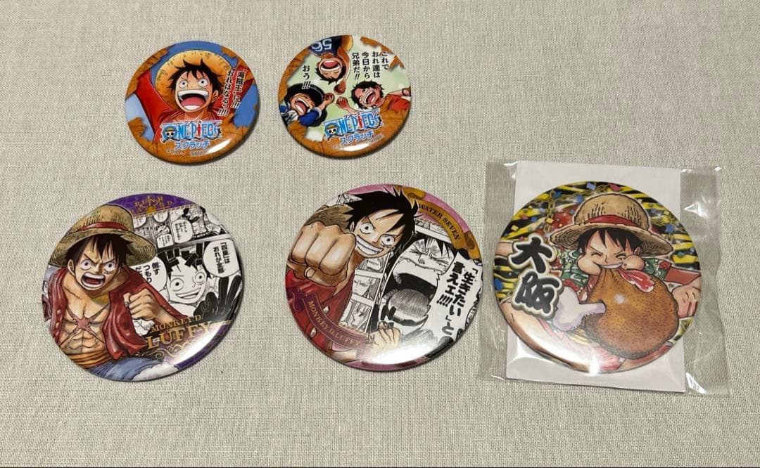 ③ワンピース　Hello, ONE PIECE コカコーラ　缶バッジ