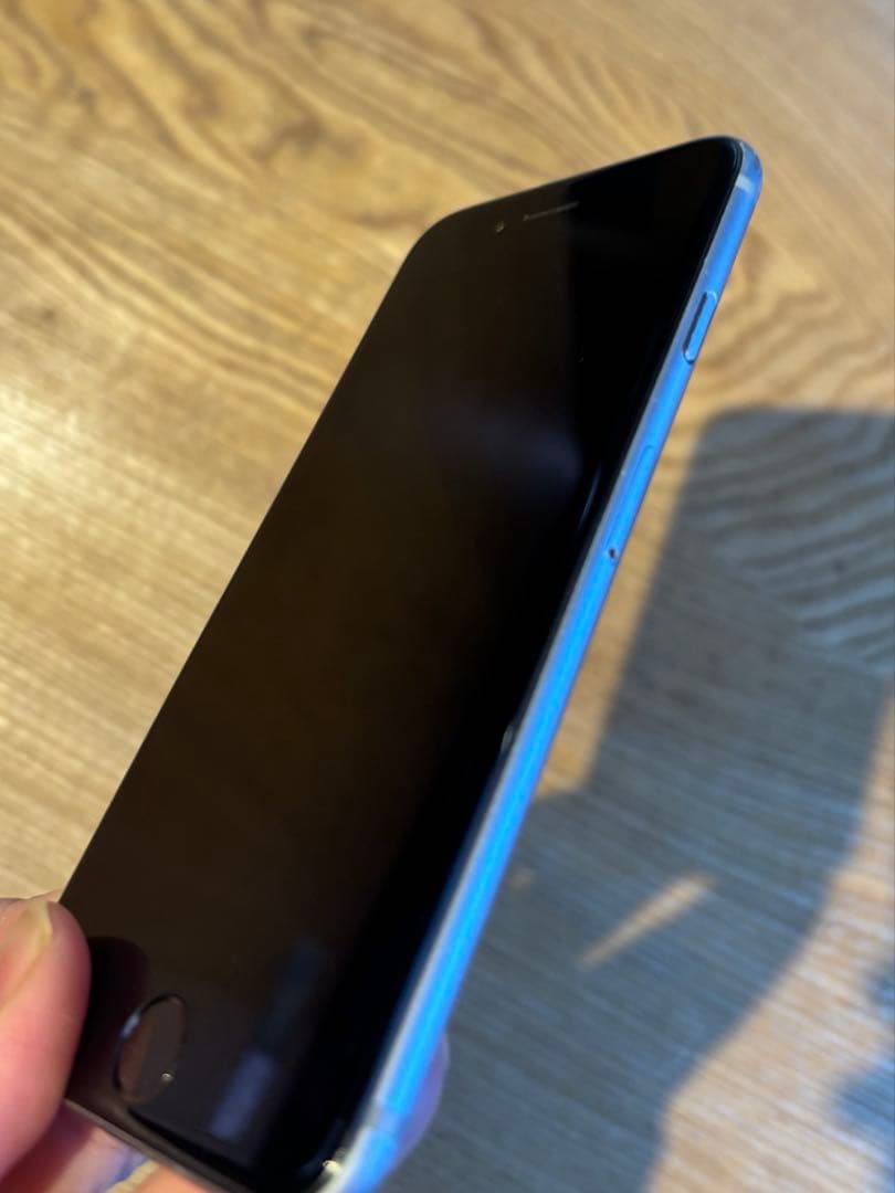 Apple iPhone 6 シルバー 本体　64GB docomo版