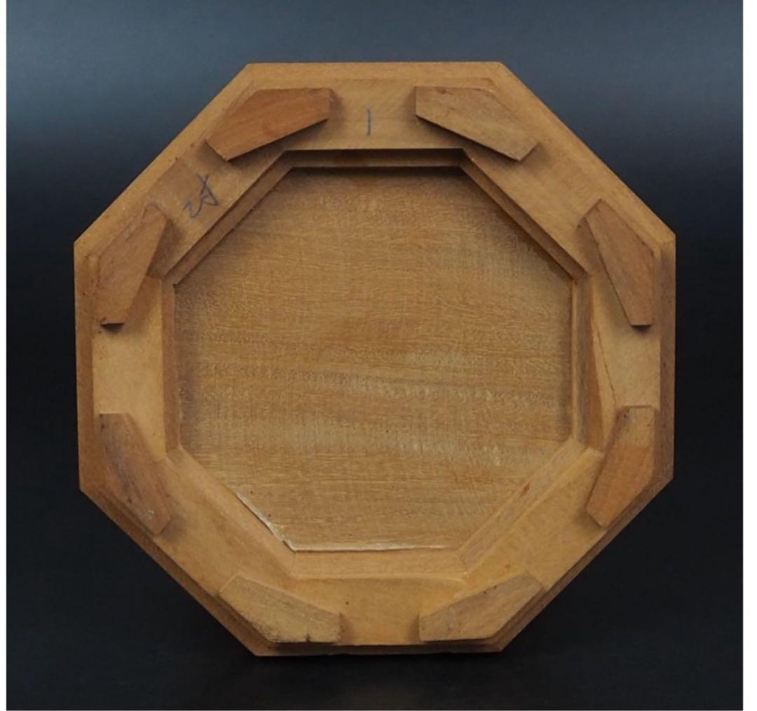 送料無料　時代物　香木白檀細密彫刻如来坐像　高さ23ｃｍ