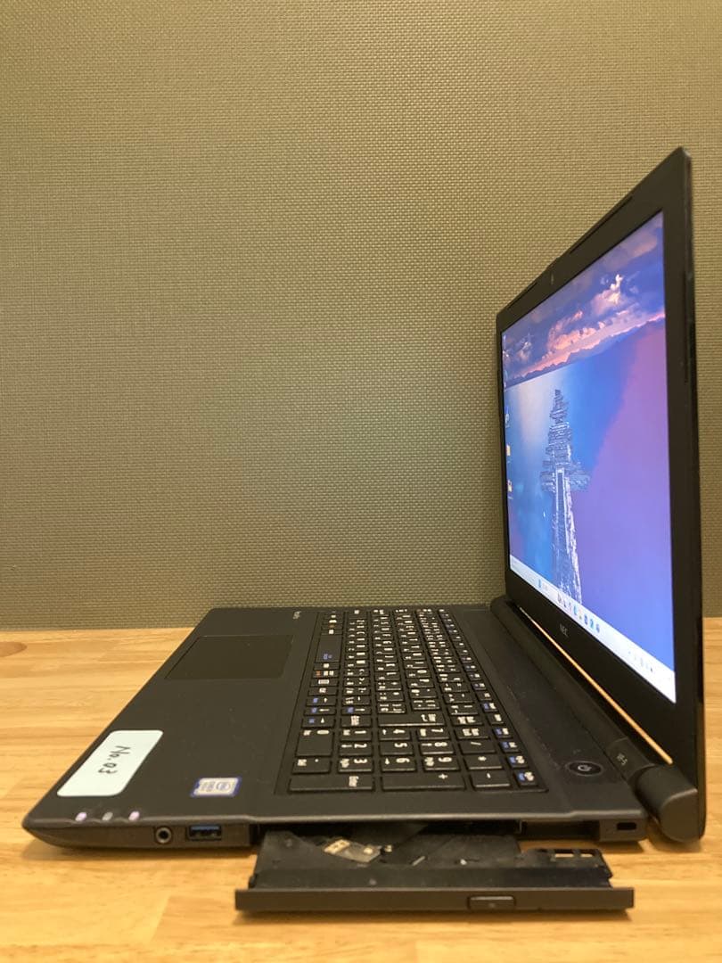 中古ノートパソコン　15.6インチ　NEC製　〔NO.03〕