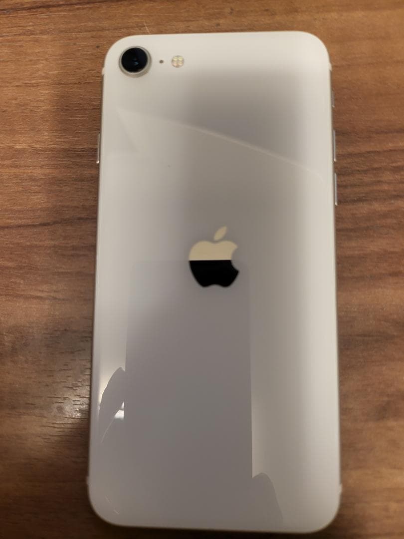 Apple iPhone SE 第二世代　128GB ホワイト 本体④