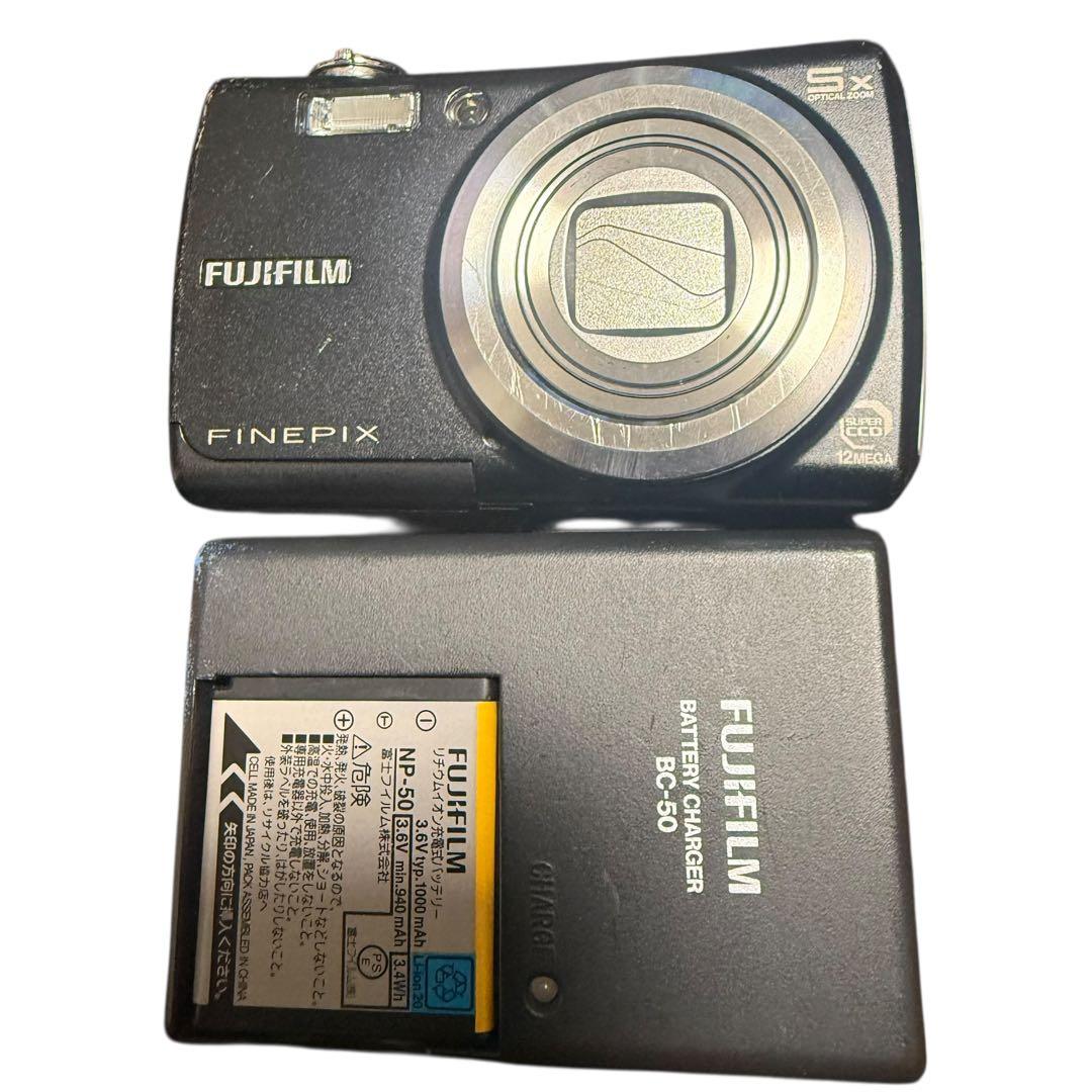 ★FUJIFILM 富士フイルム FinePix F100fdデジタルカメラ