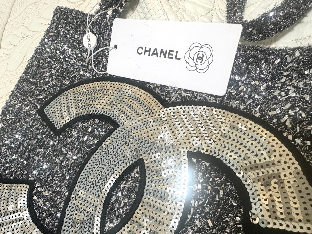 CHANEL スパンコール トートバッグ グレー　ノベルティ
