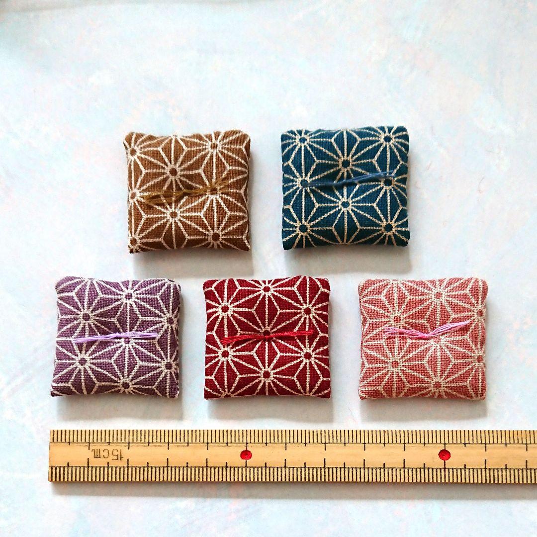 ミニ座布団 置物用 麻の葉(小) ハンドメイド ミニチュア