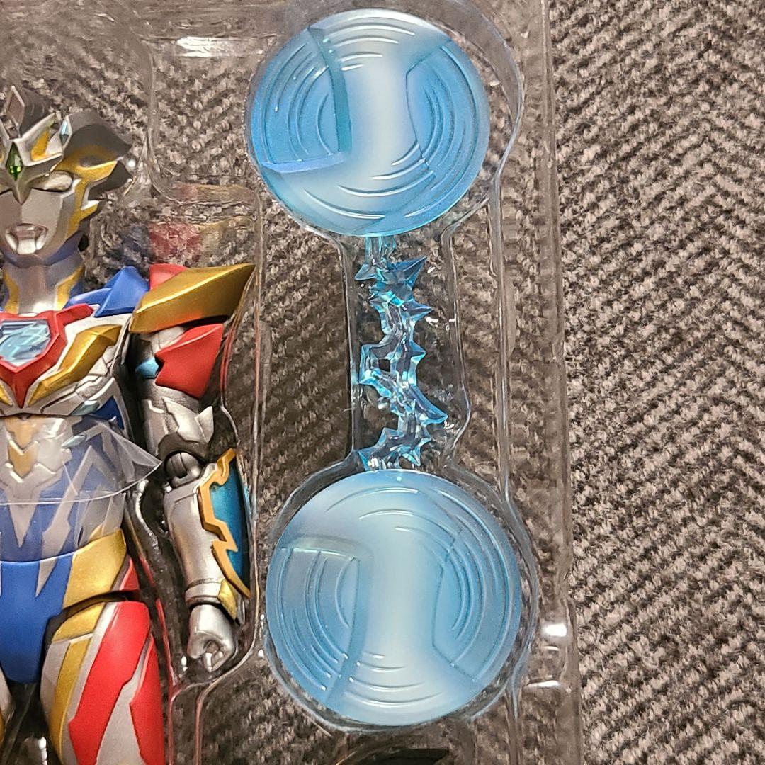 S.H.Figuarts ウルトラマンZ デルタライズクロー