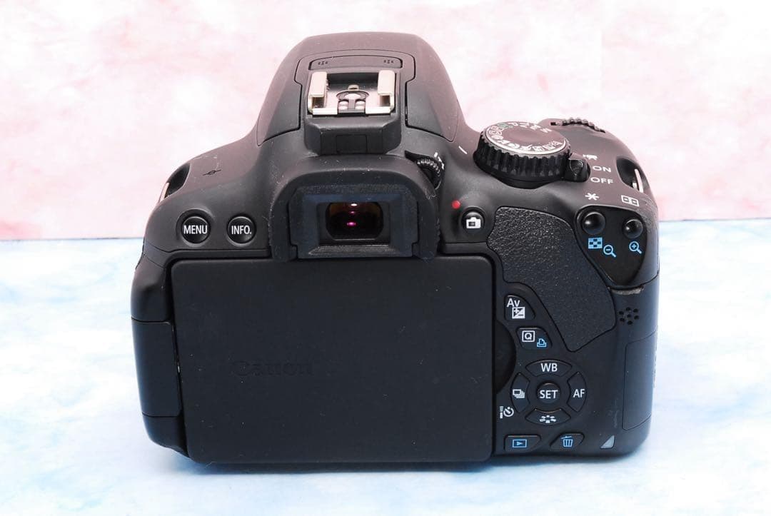 キャノン Kiss X6i★カメラデビュー★手ぶれ補正レンズ★一眼レフカメラ