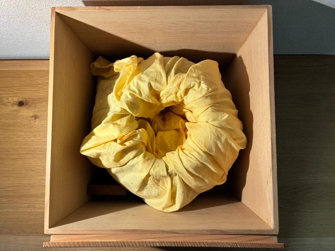 113 [箱付き] 金箔工芸 古代宝 古錦壺 花瓶