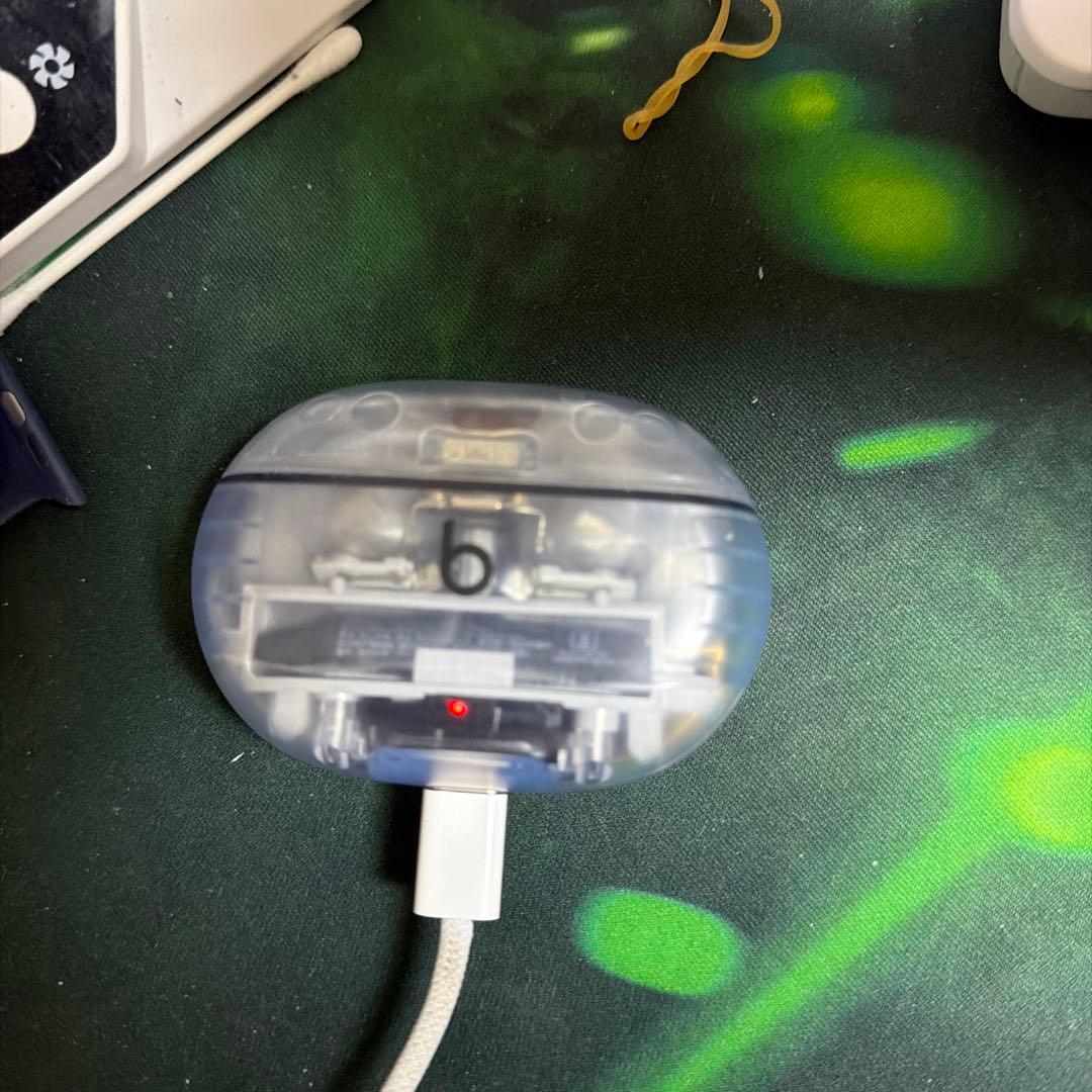 Beats Studio Buds クリアモデル ケース付き 動作確認済み