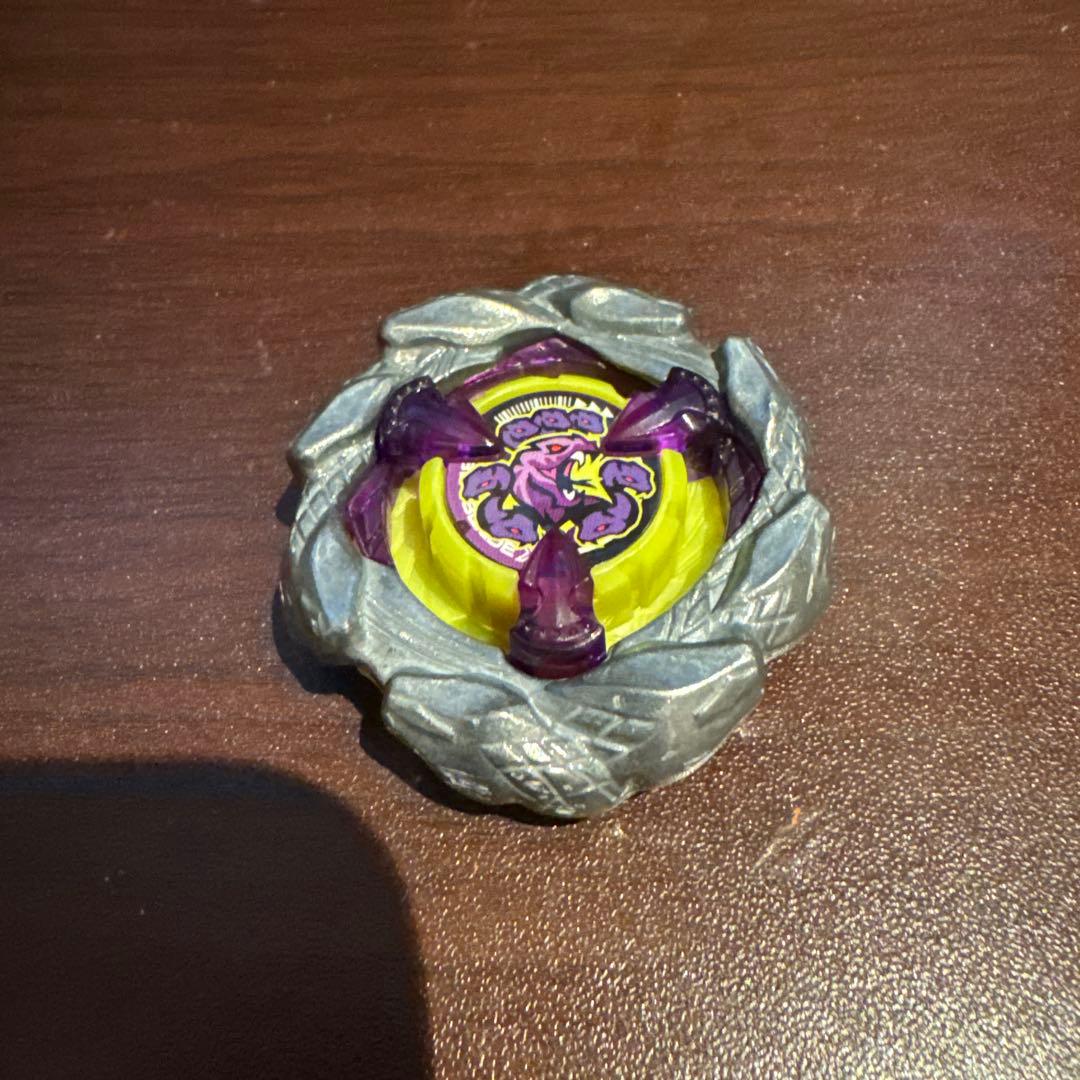 ベイブレードx オロチクラスタ 中古