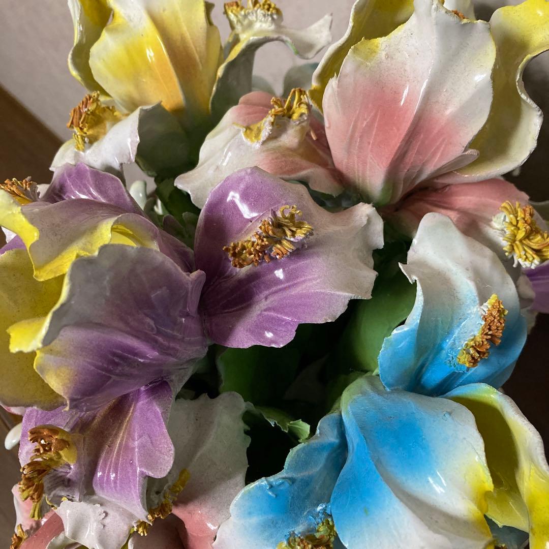 カラフルな花の置物　　陶器製