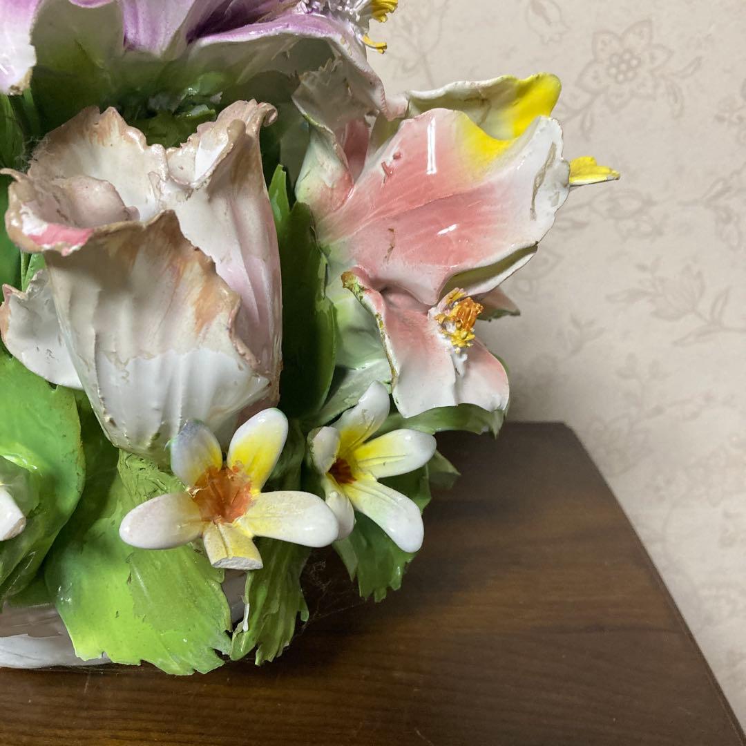 カラフルな花の置物　　陶器製