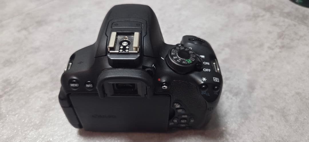 美品 動確済 Canon EOS kiss 7i 一眼レフ