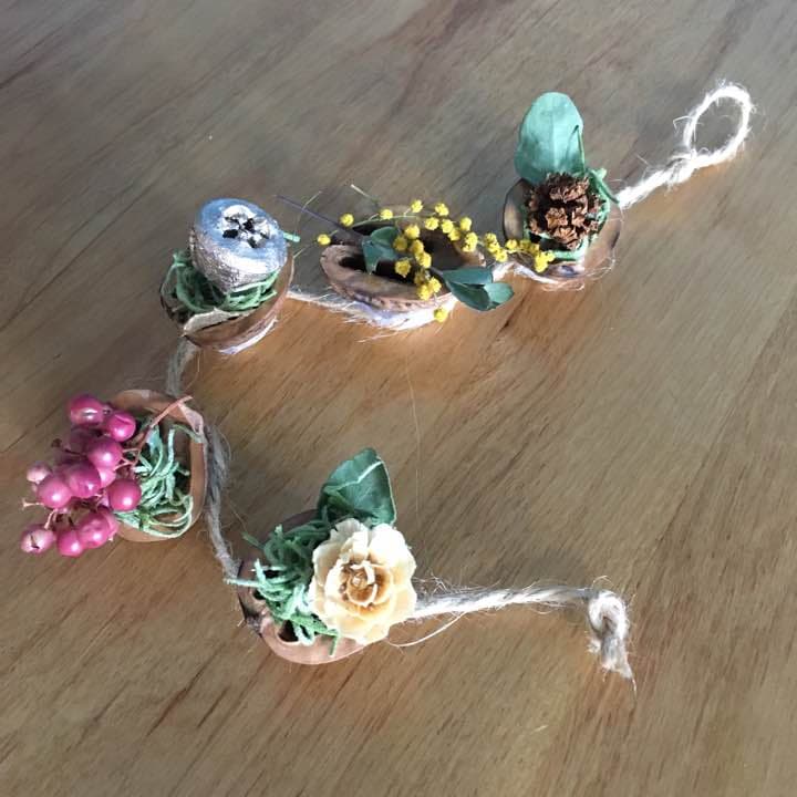 クルミの殻 飾り ハンドメイド