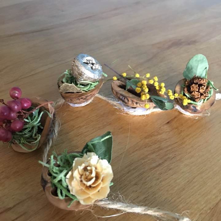 クルミの殻 飾り ハンドメイド