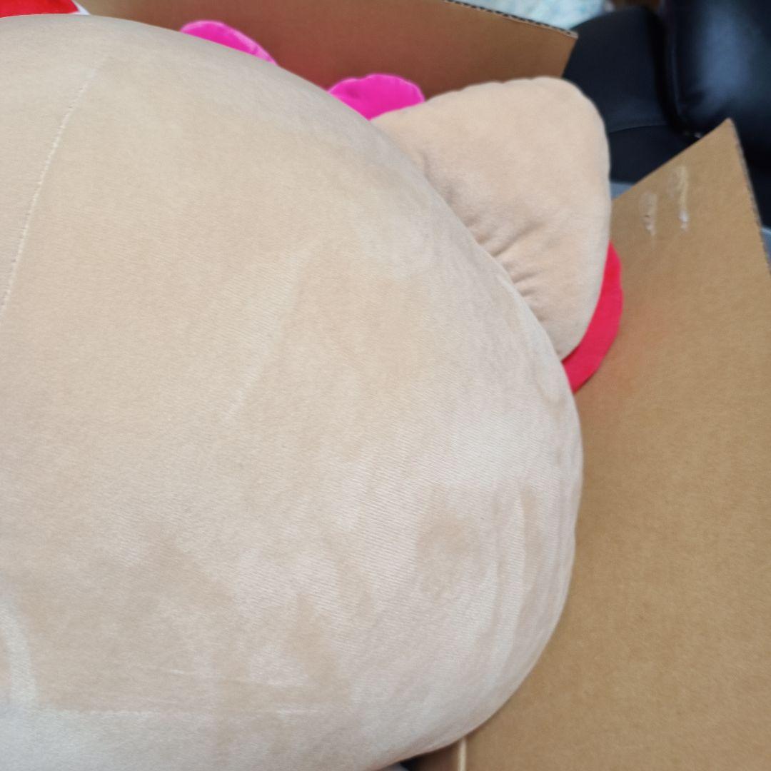 日焼けキティちゃんBIGぬいぐるみ　キティ　アベイル