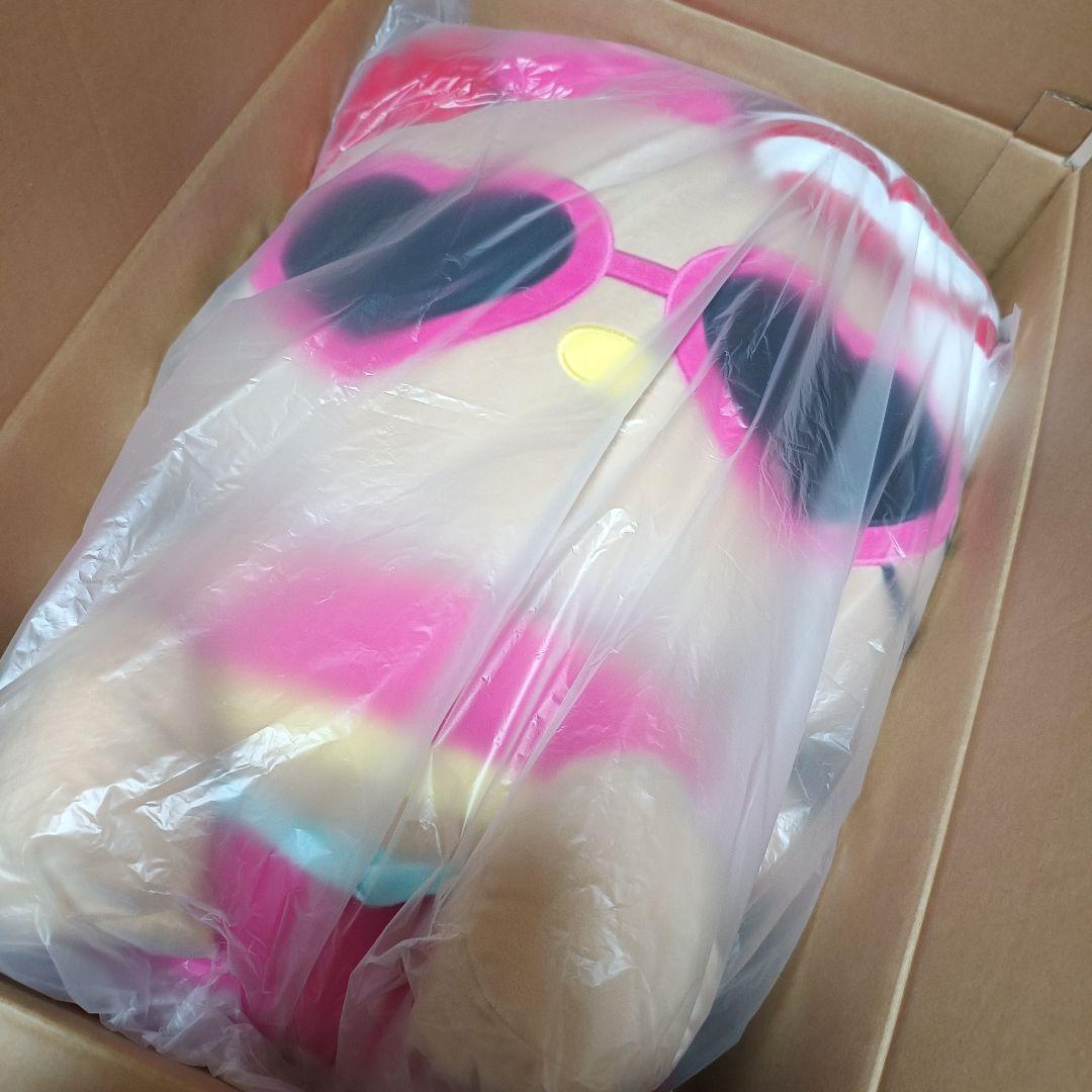 日焼けキティちゃんBIGぬいぐるみ　キティ　アベイル