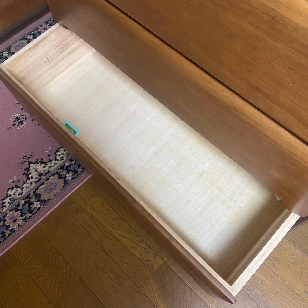 天然木製(ナラ材) タンス　8個引き出し