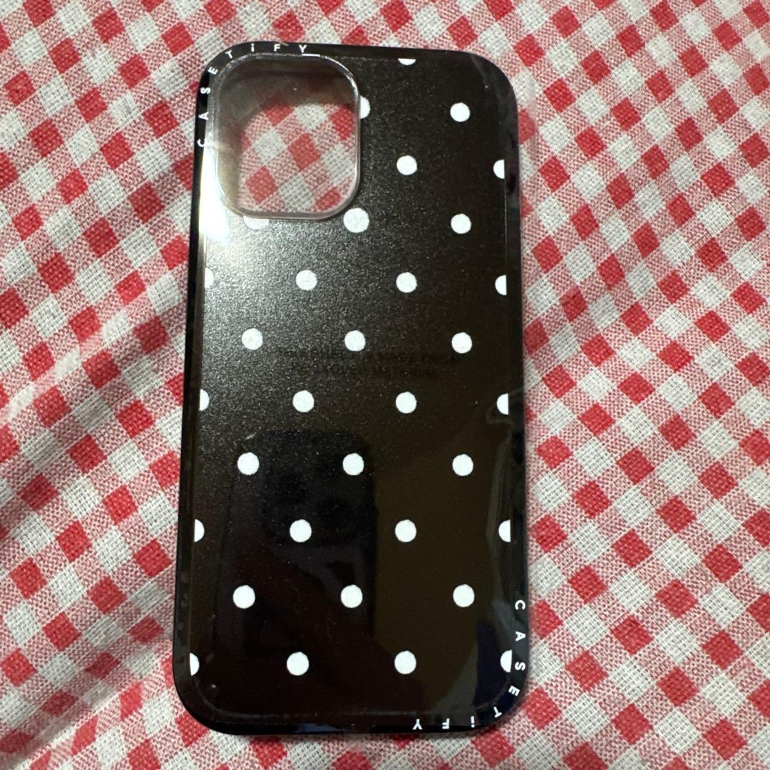 CASETiFY ドット柄 iPhone17ケース