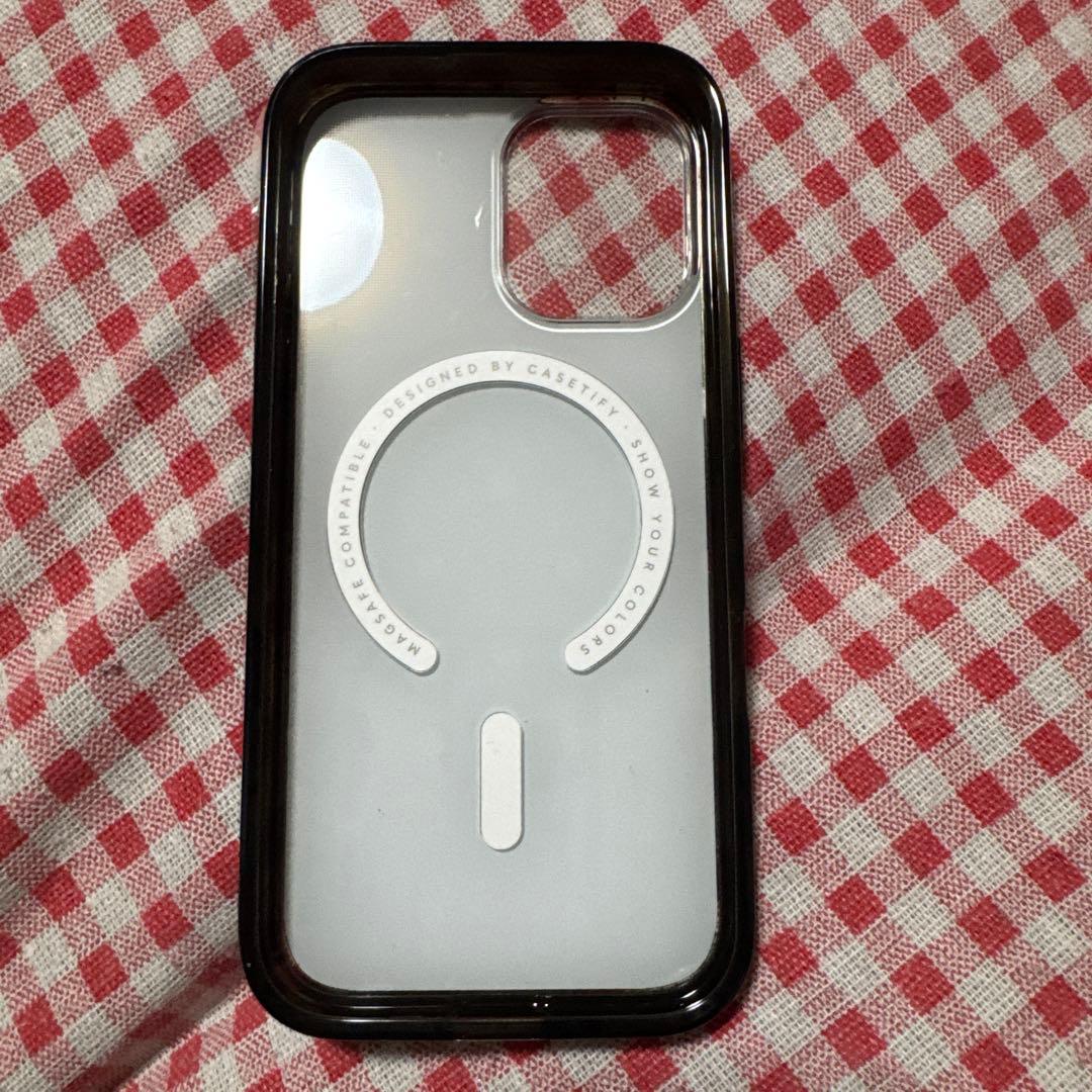 CASETiFY ドット柄 iPhone17ケース