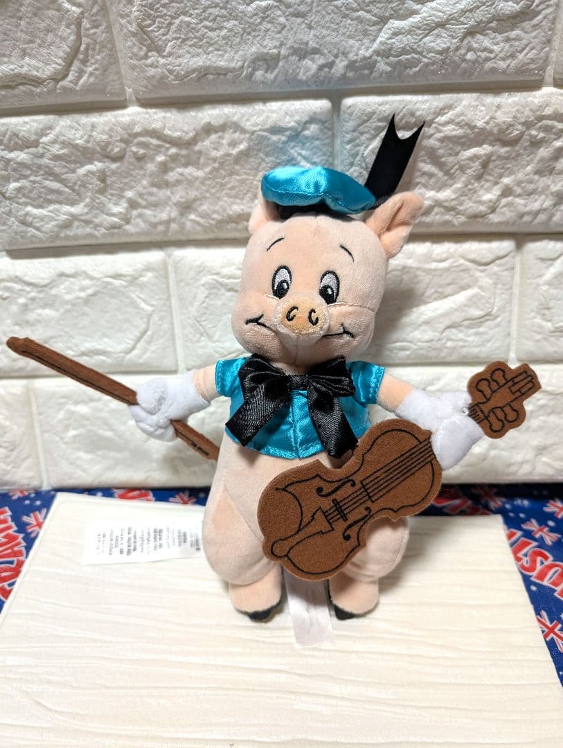 【美品】Disney100周年記念　3匹のこぶたぬいぐるみ　未使用に近い