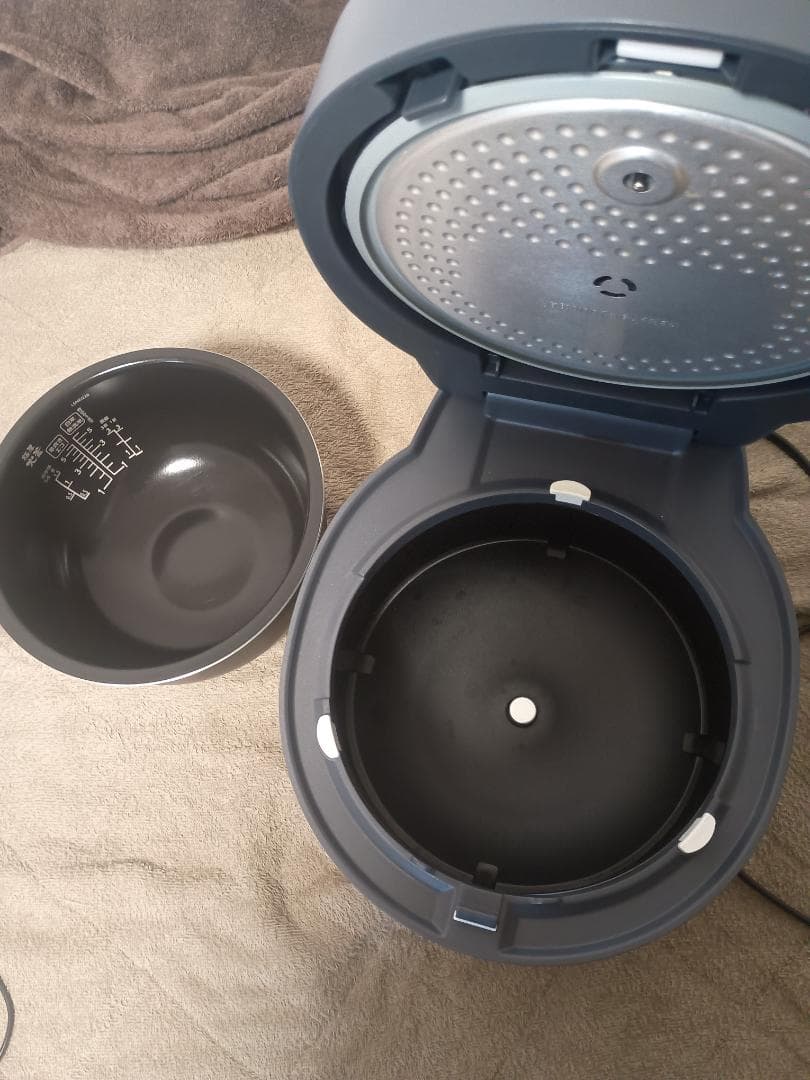 アイリスオーヤマ 炊飯器 5.5合 極厚火釜 IH式 RC-ISA50AZ-HA