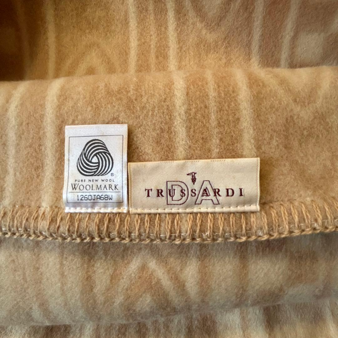【新品】カシミヤ30%混ウール毛布　トラサルディTRUSSARDI 泉州毛布